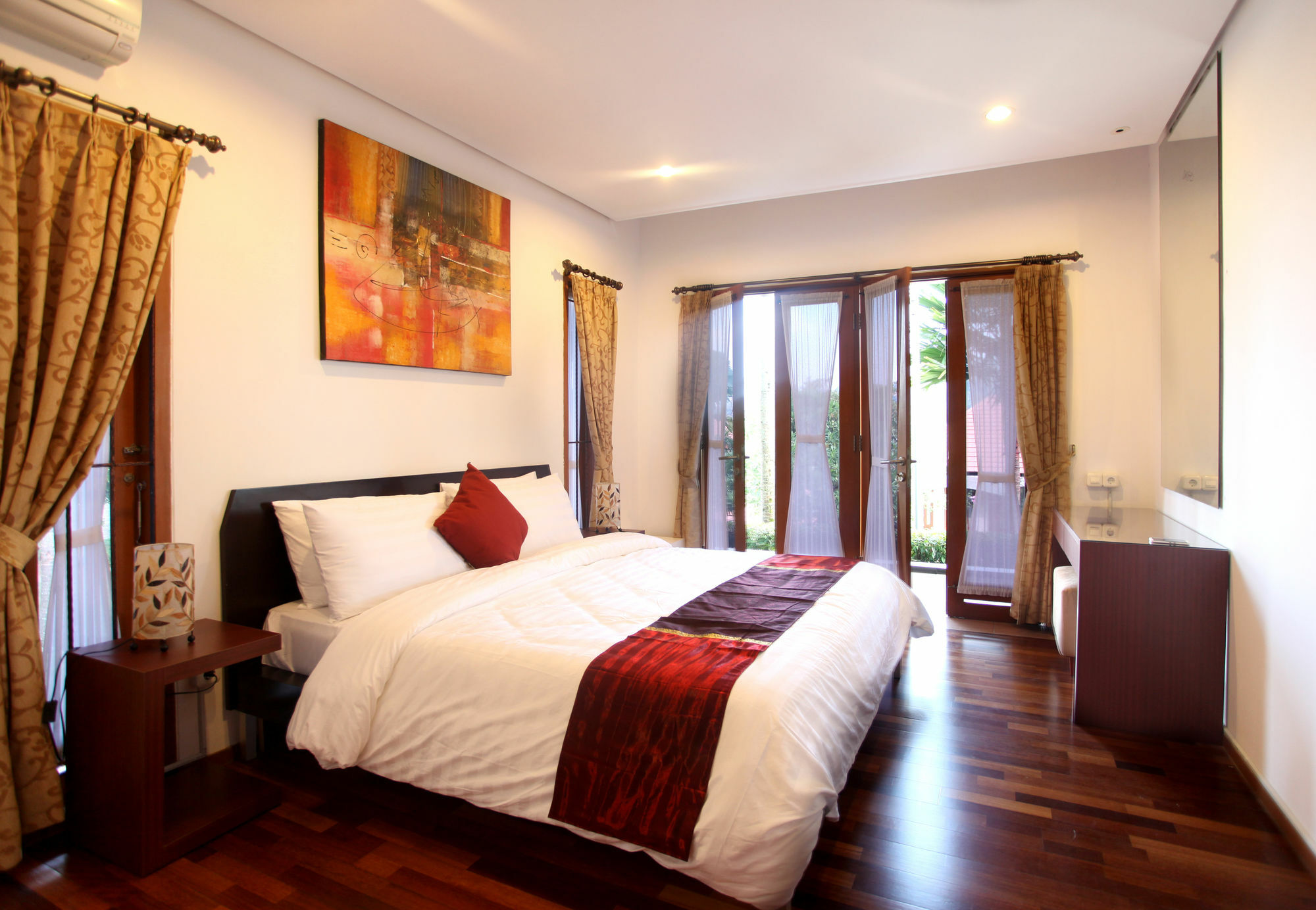 בנדונג Kencana Villa Dago מראה חיצוני תמונה
