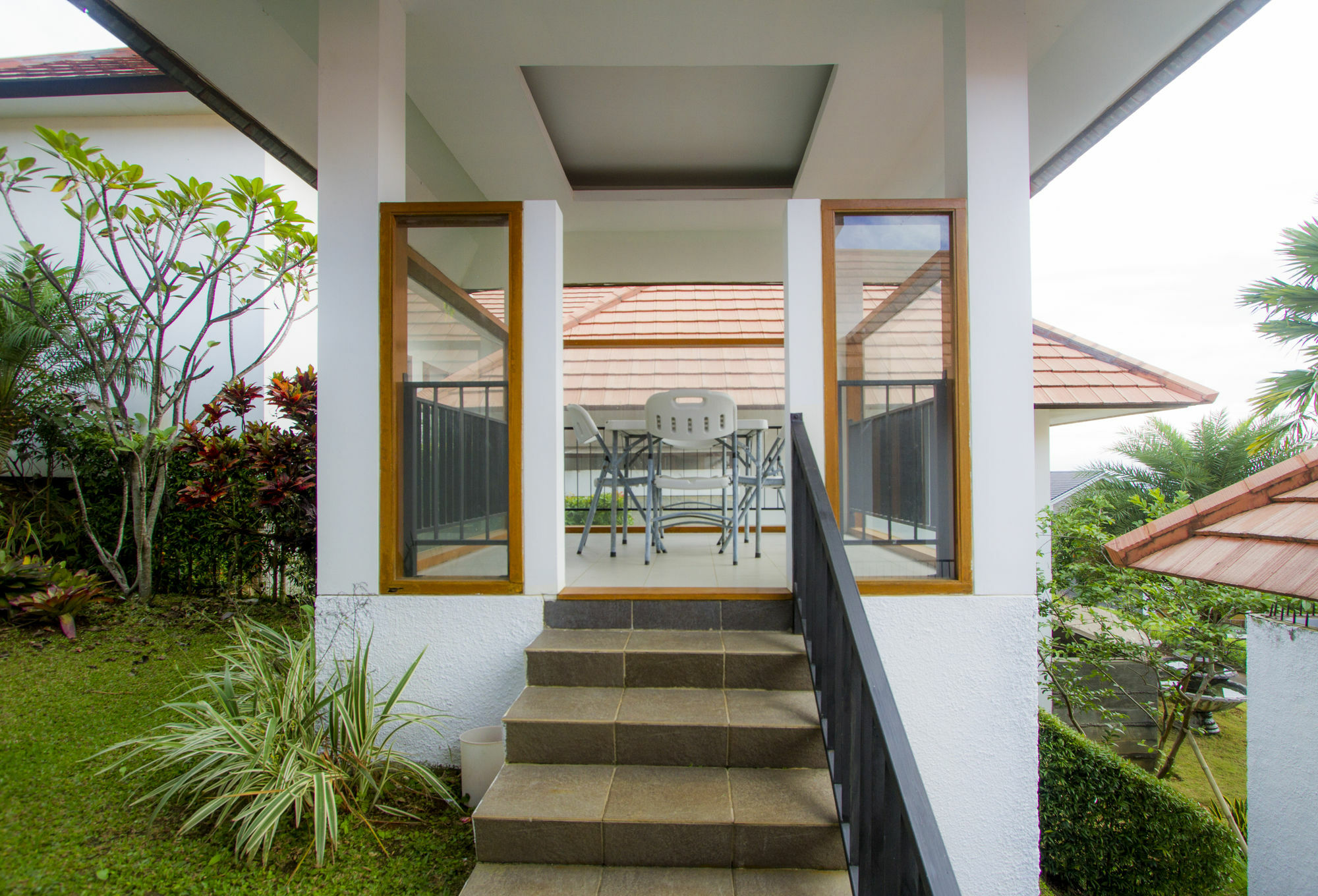 בנדונג Kencana Villa Dago מראה חיצוני תמונה
